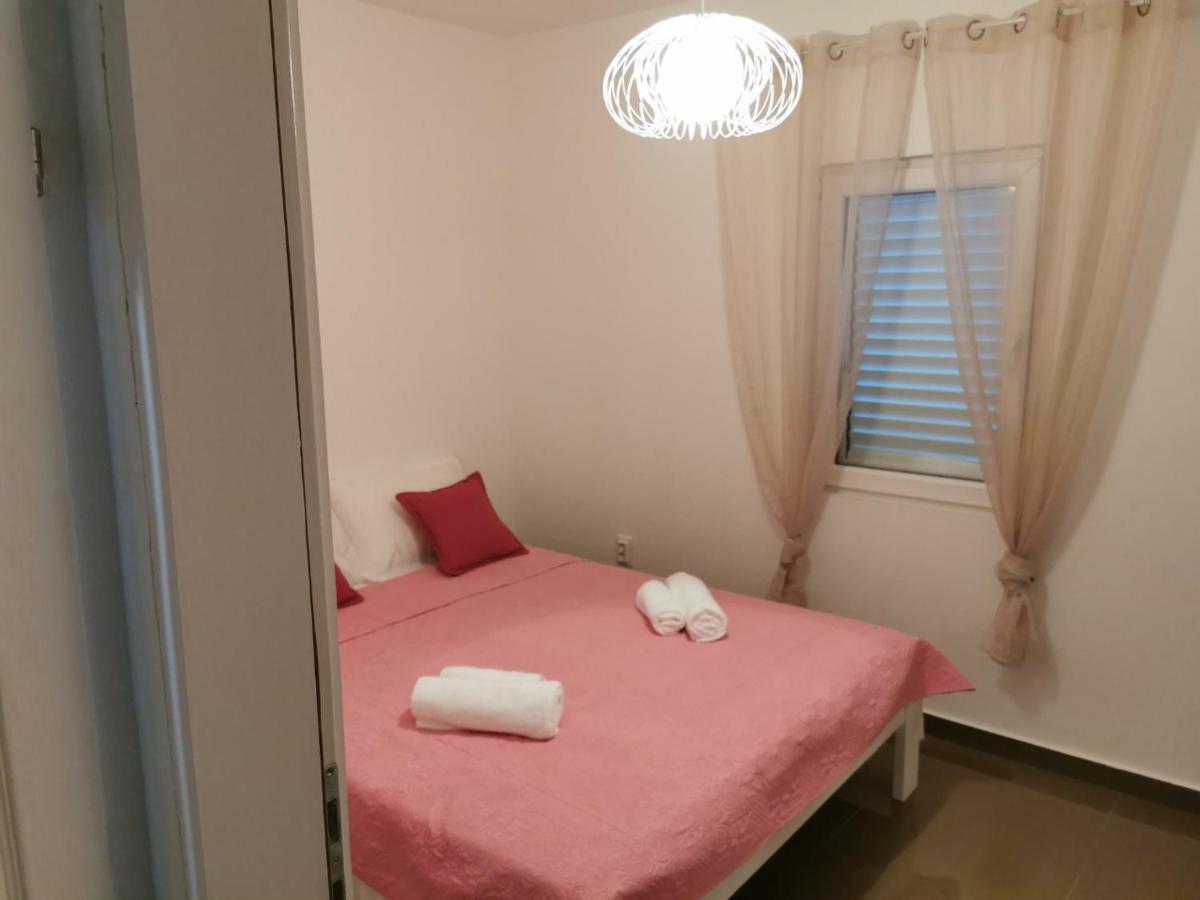 Ana Apartmani Sveti Stefan Bagian luar foto