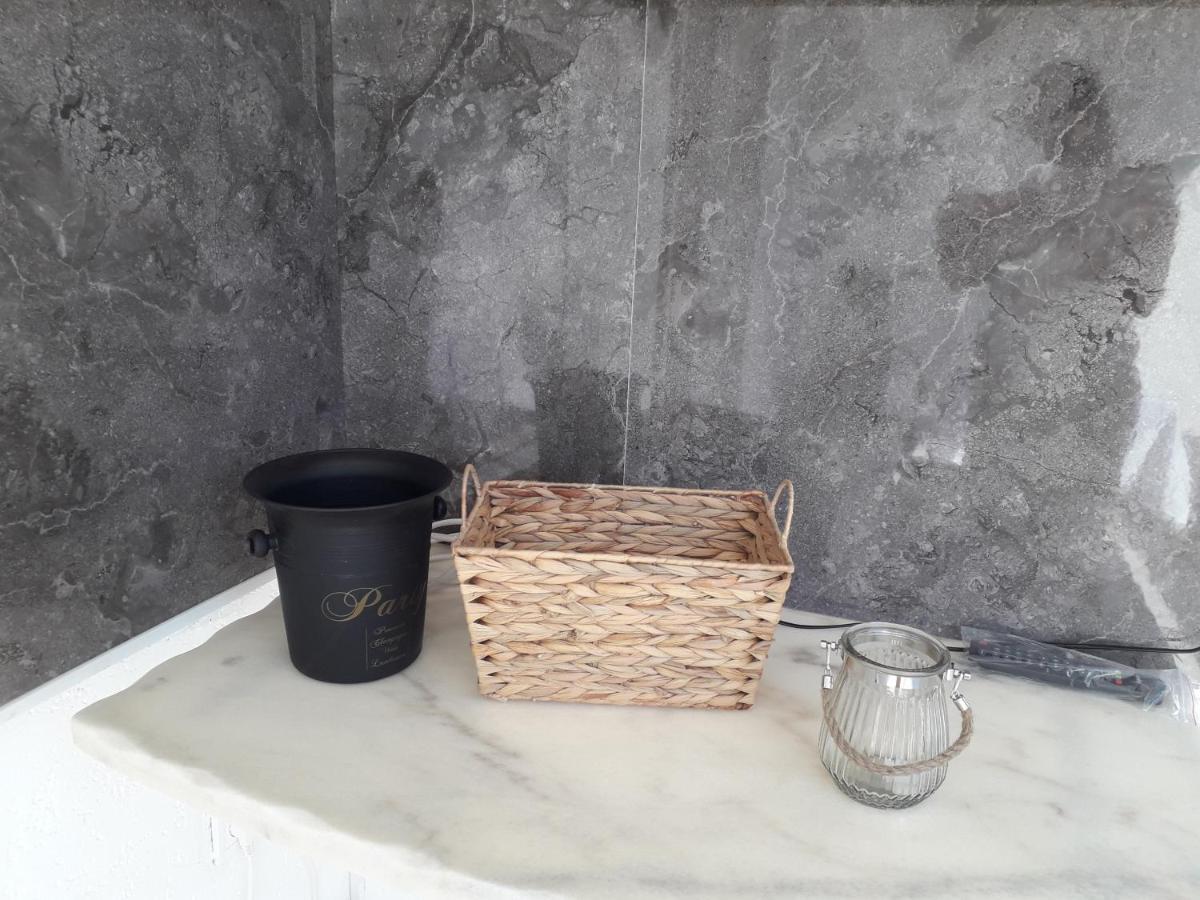 Ana Apartmani Sveti Stefan Bagian luar foto